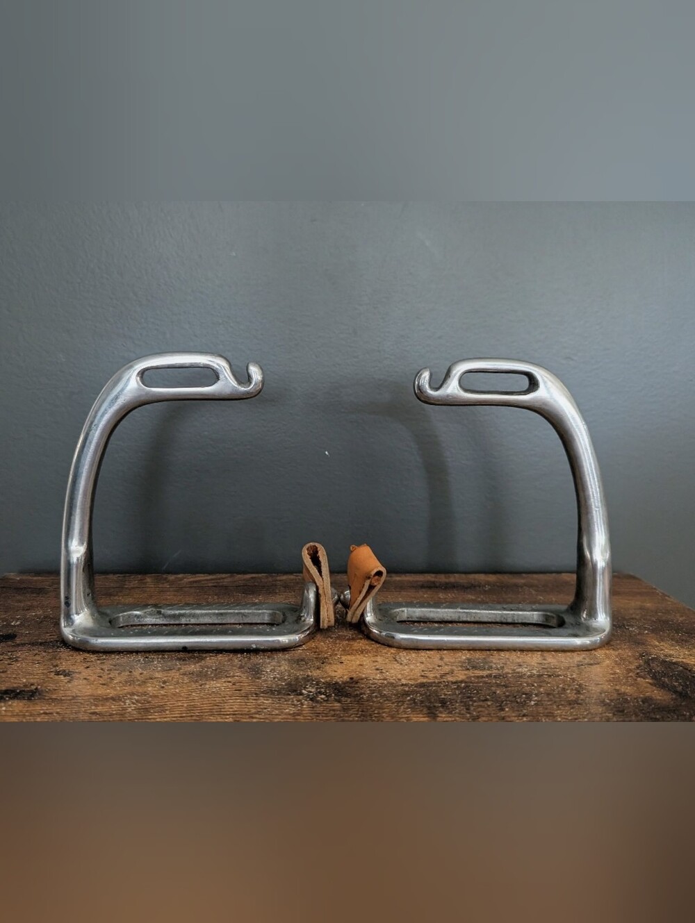 Vintage MADCO English Peacock Safety Stirrups Aluminum Breakaway Equestrian